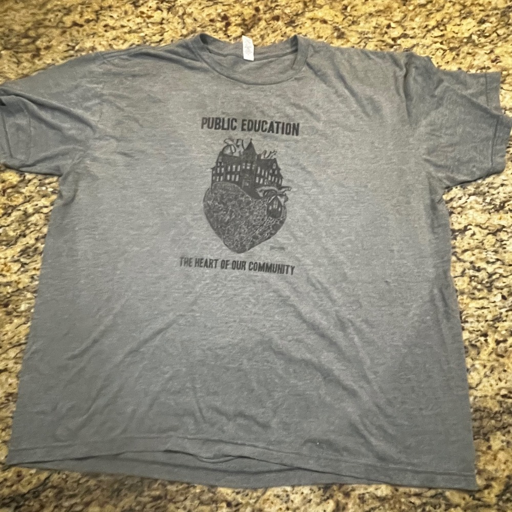 Public Education Heart Community T-Shirt Gray Wome XL